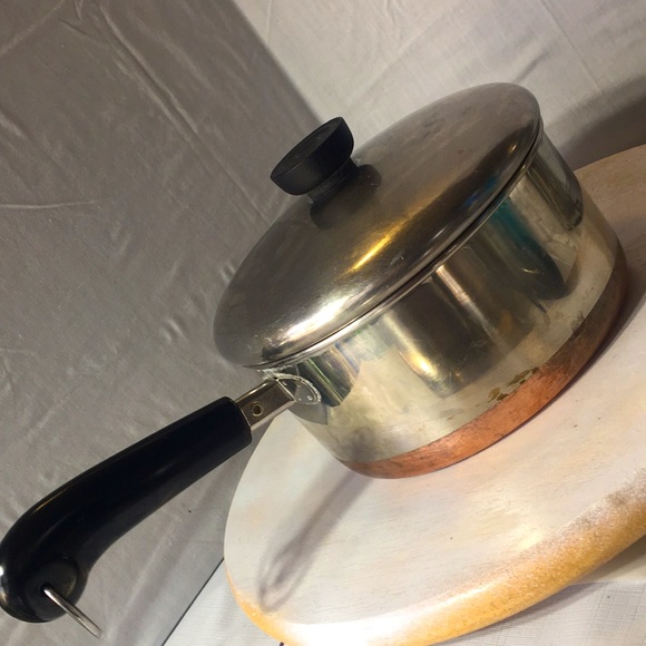 Vintage Revere Ware copper clad stainless 2 quart saucepan hang ring - Picture 4 of 10